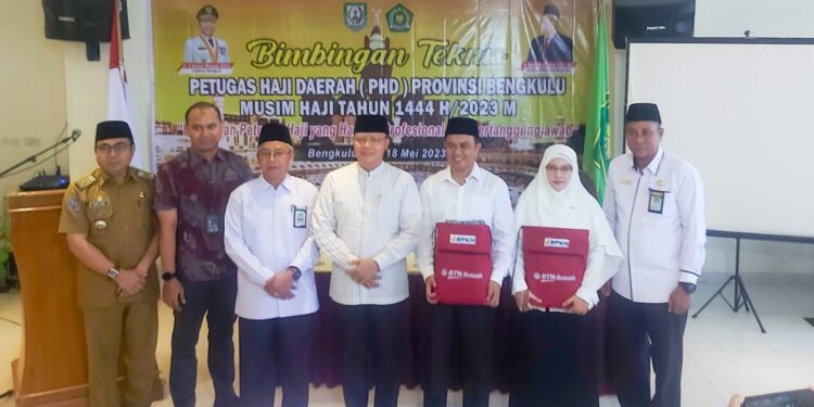 Gubernur Rohidin Pesankan Petugas PHD Bekerja Profesional